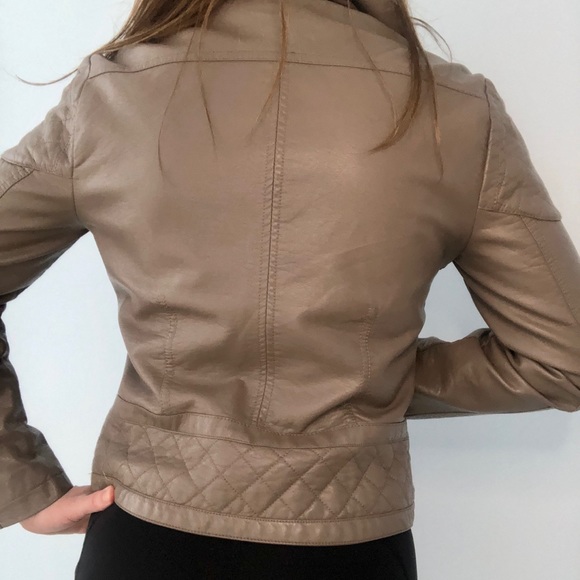 Vegan leather Jacket - Picture 4 of 6